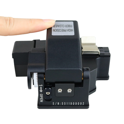 Automatic Blade Rotation Scraps are automatically stored 48000 Times Cut Precision Fiber Cleaver